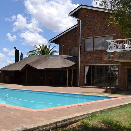 Krige Lodge B&B Bloemfontein Luaran gambar