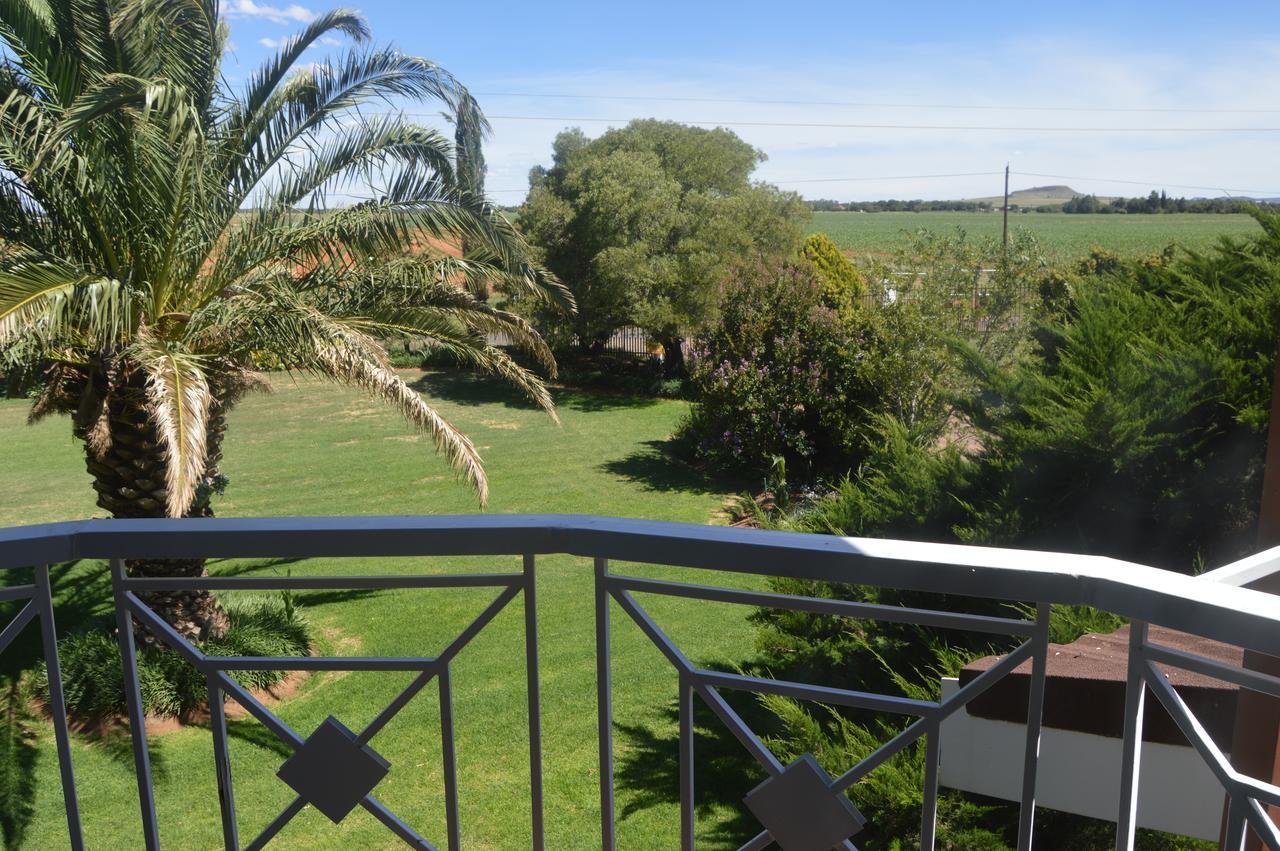 Krige Lodge B&B Bloemfontein Luaran gambar
