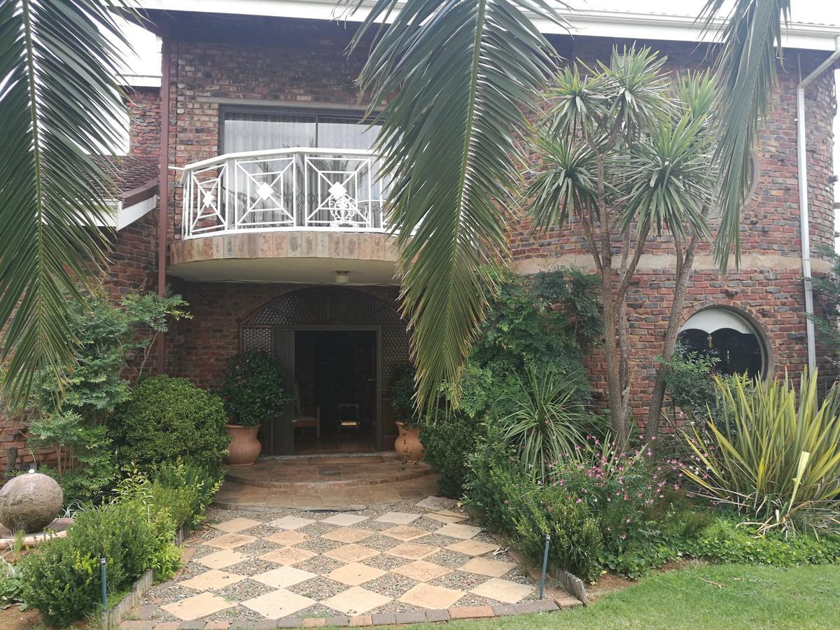 Krige Lodge B&B Bloemfontein Luaran gambar